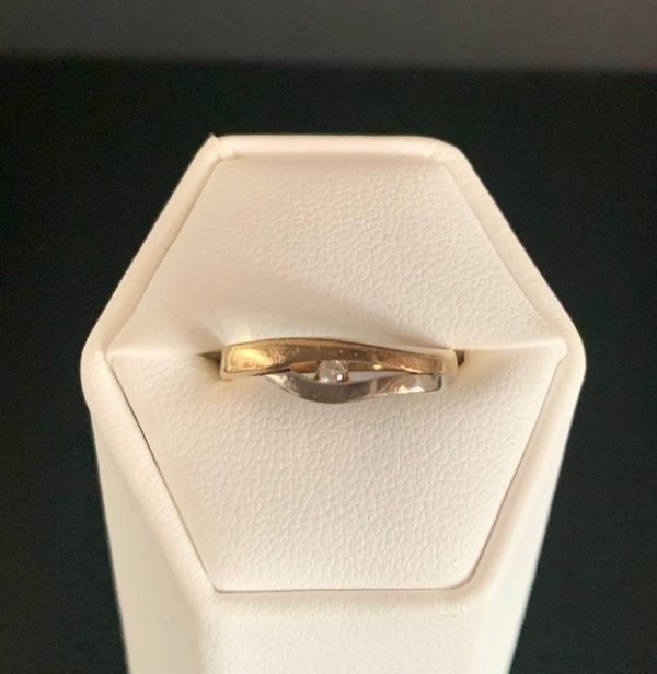 14 karaat bicolor gouden ring met briljant.