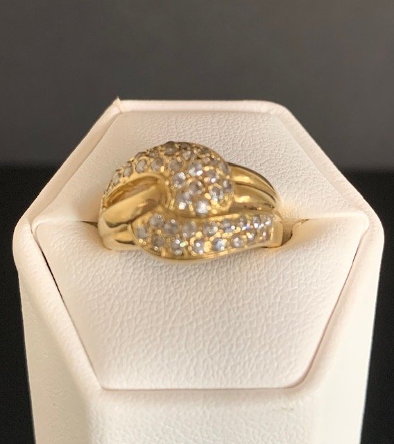 14 karaat gouden ring met briljant.